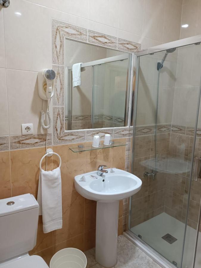 Rooms Los Montes Гранада Екстериор снимка