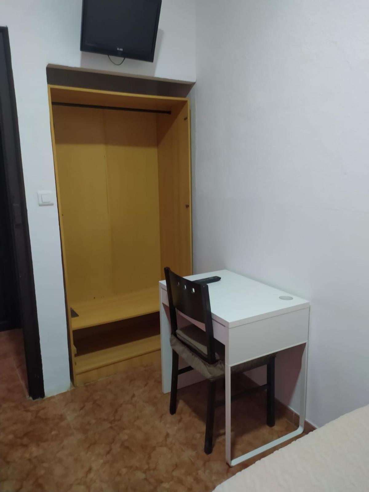 Rooms Los Montes Гранада Екстериор снимка
