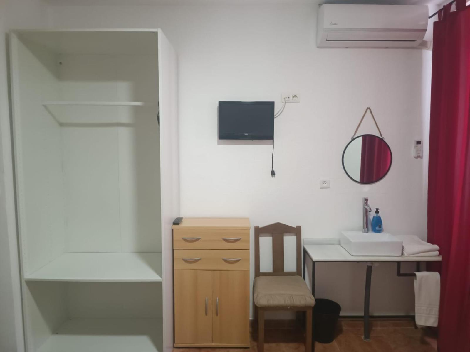 Rooms Los Montes Гранада Екстериор снимка