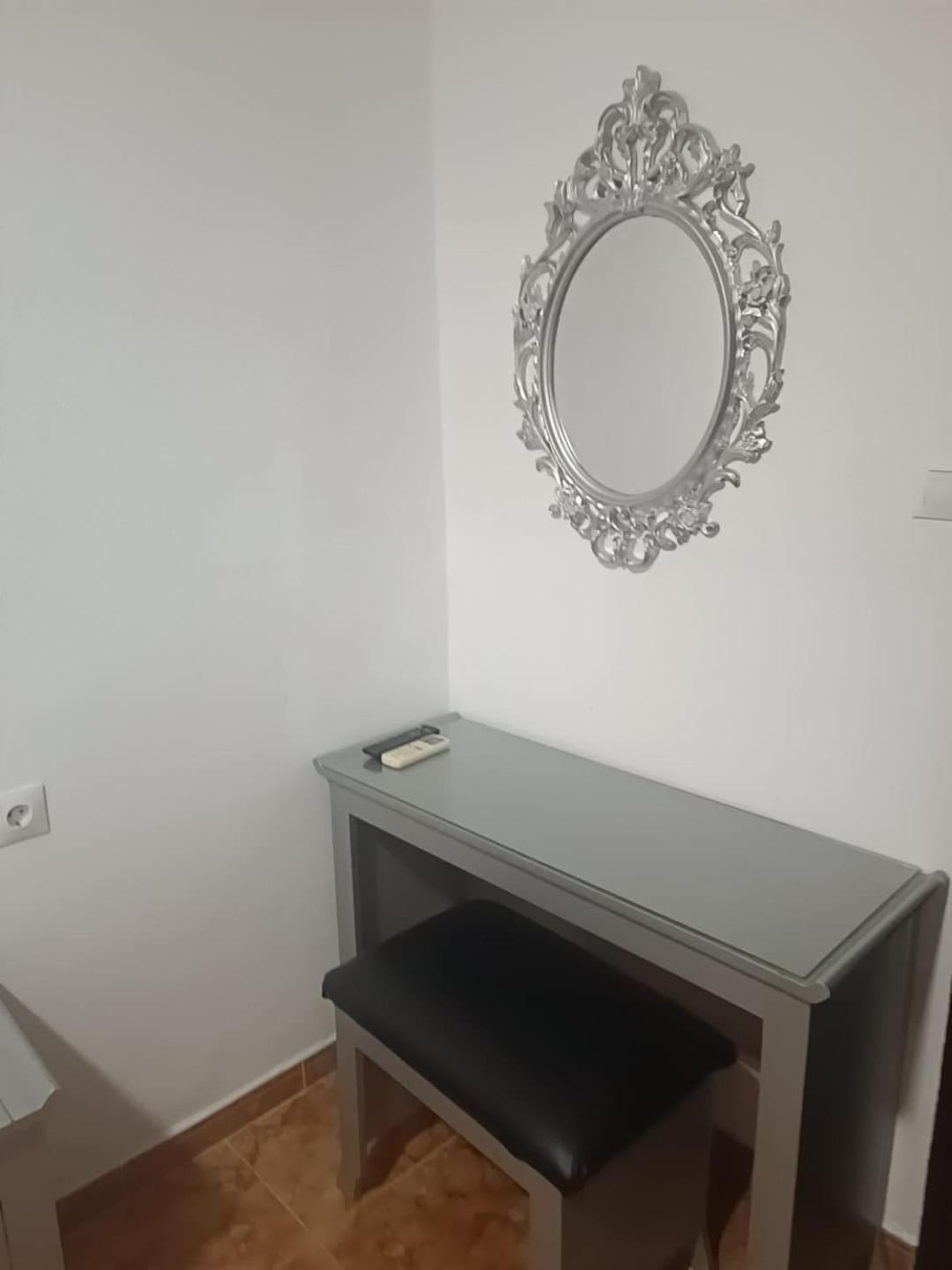 Rooms Los Montes Гранада Екстериор снимка