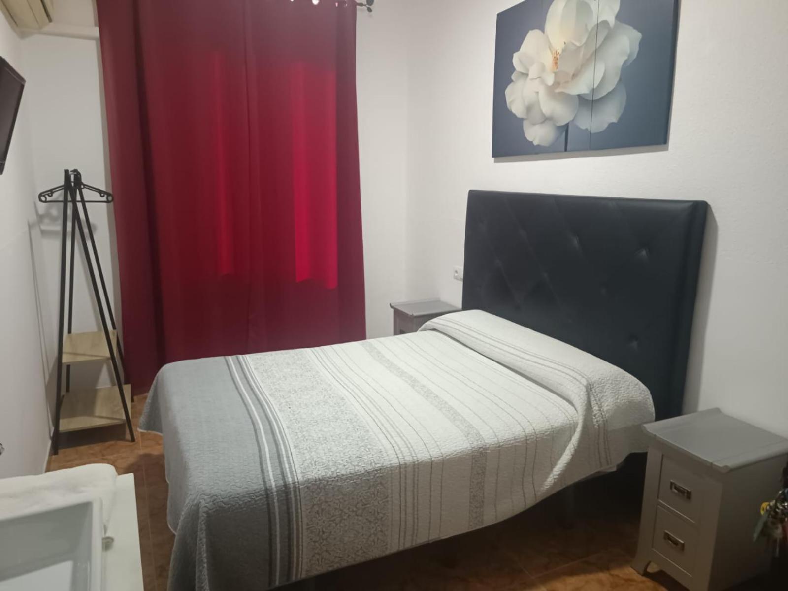 Rooms Los Montes Гранада Екстериор снимка