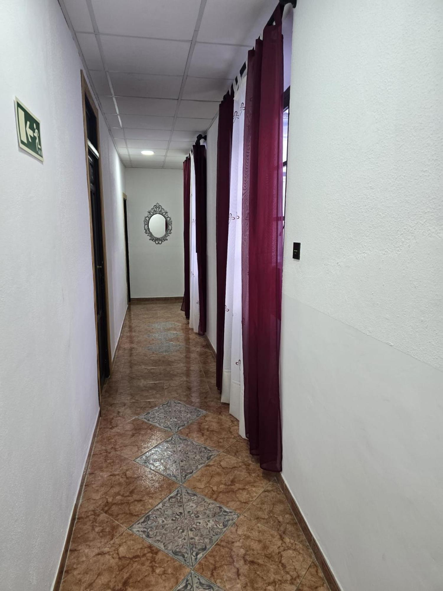 Rooms Los Montes Гранада Екстериор снимка